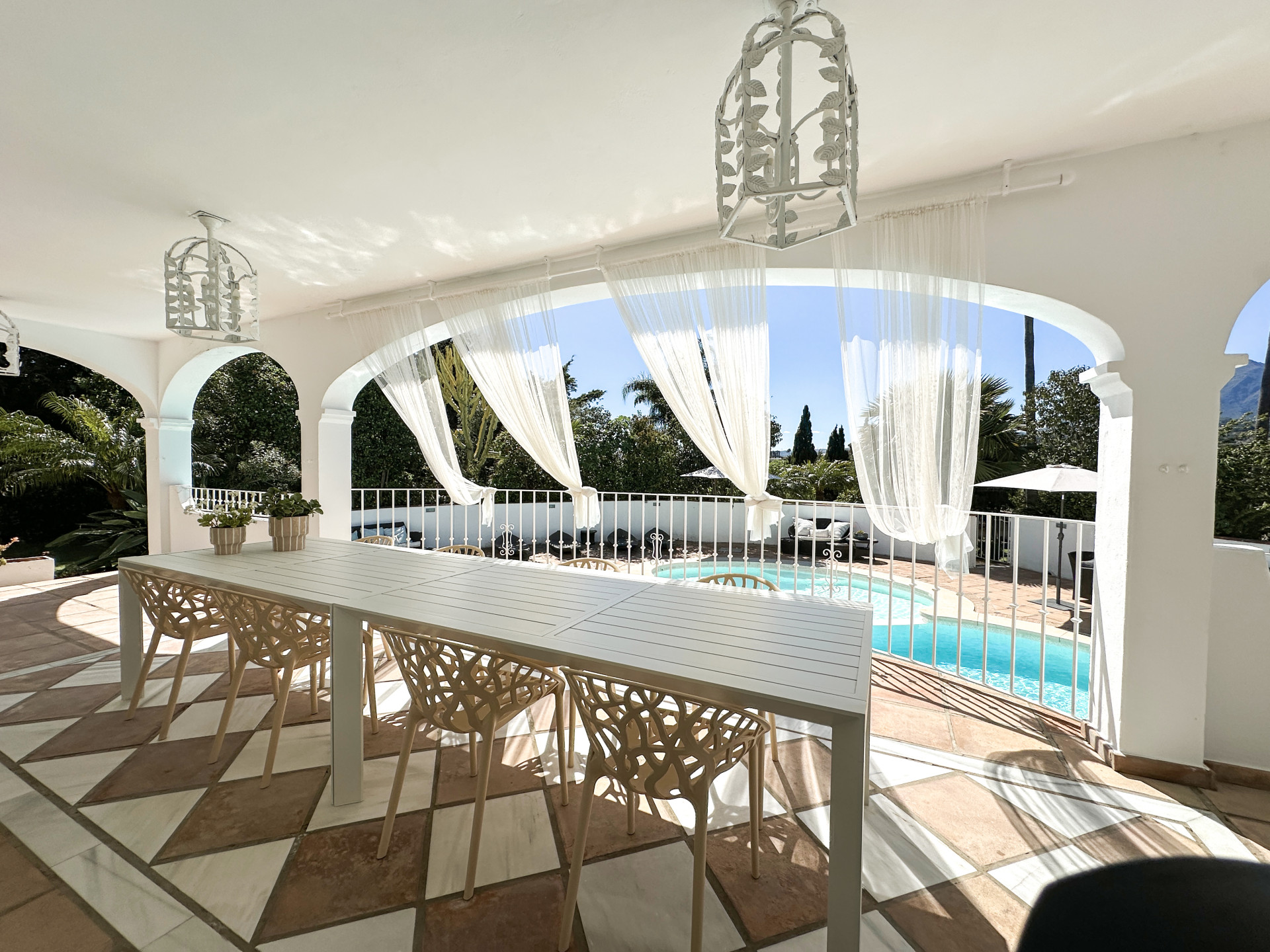 6 Bedroom Villa in Estepona - Photo 12