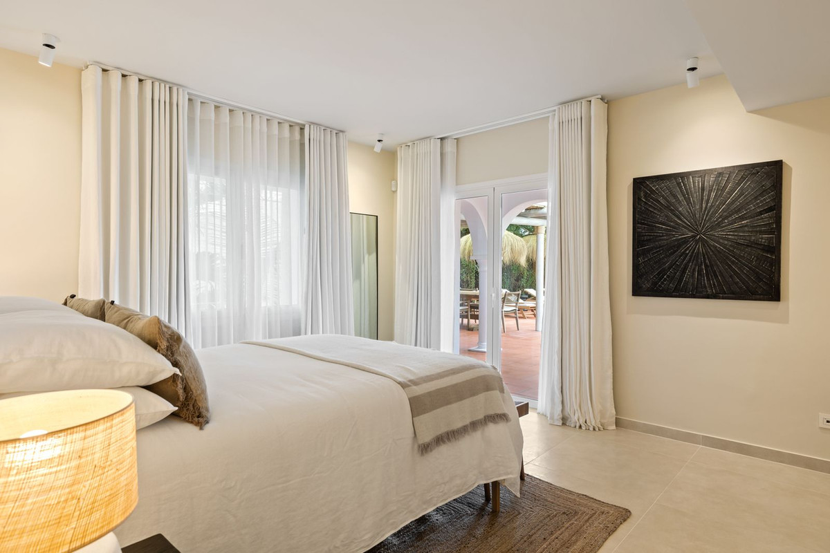 3 Bedroom Villa in Marbella - Photo 18