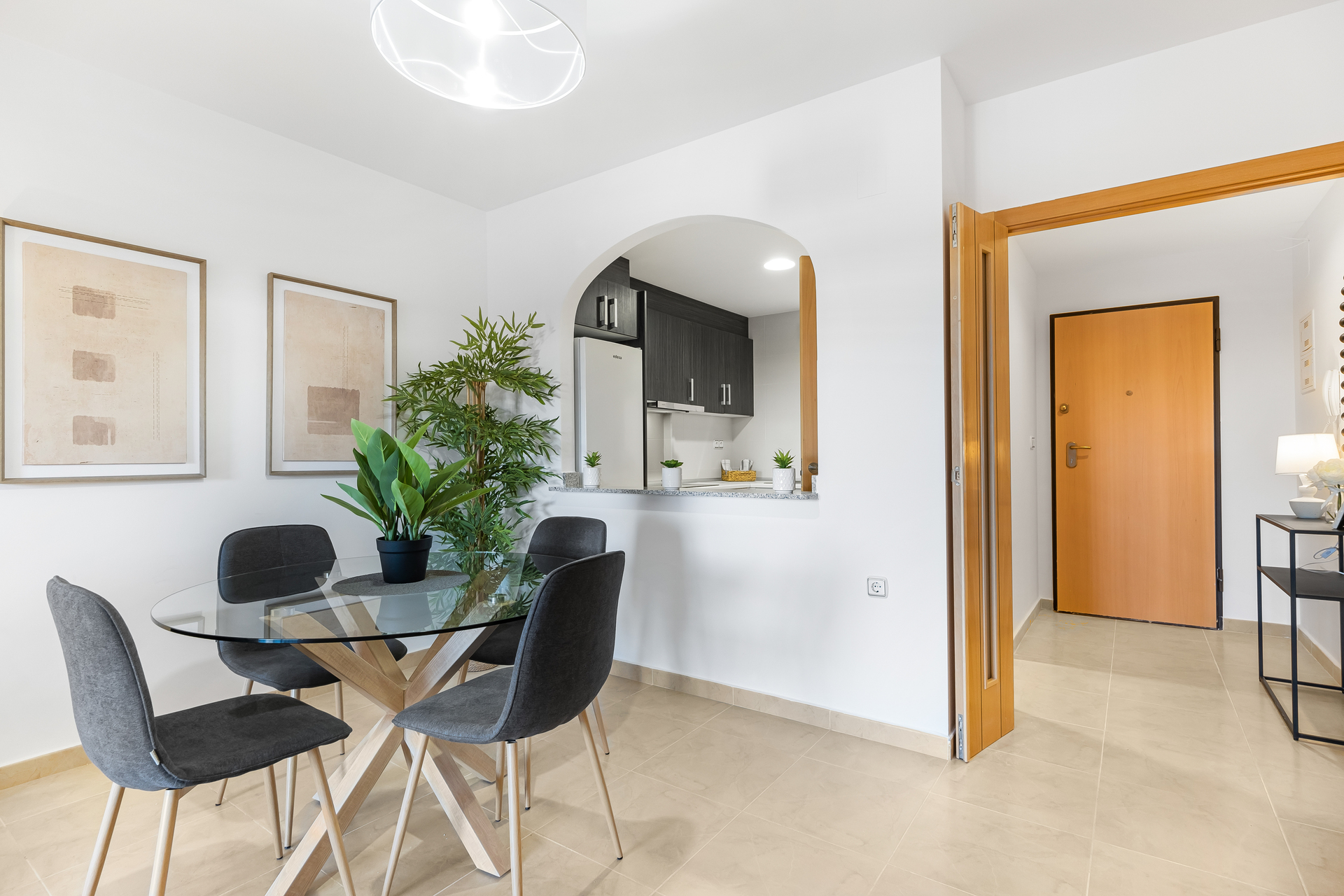 2-bedroom apartment with pool in Alicante, Spain – Photo 24