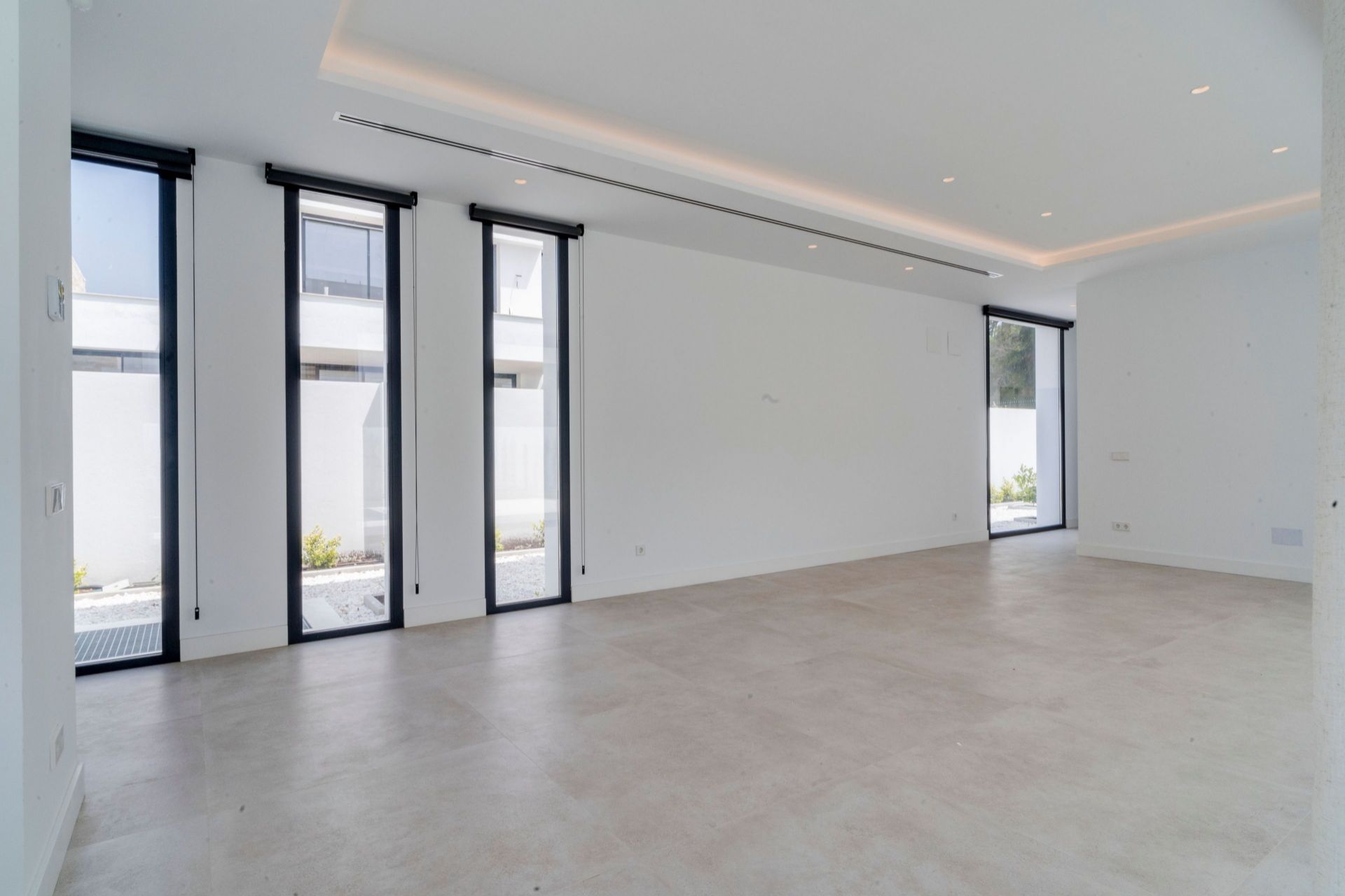 5 Bedroom Villa in Estepona - Photo 29