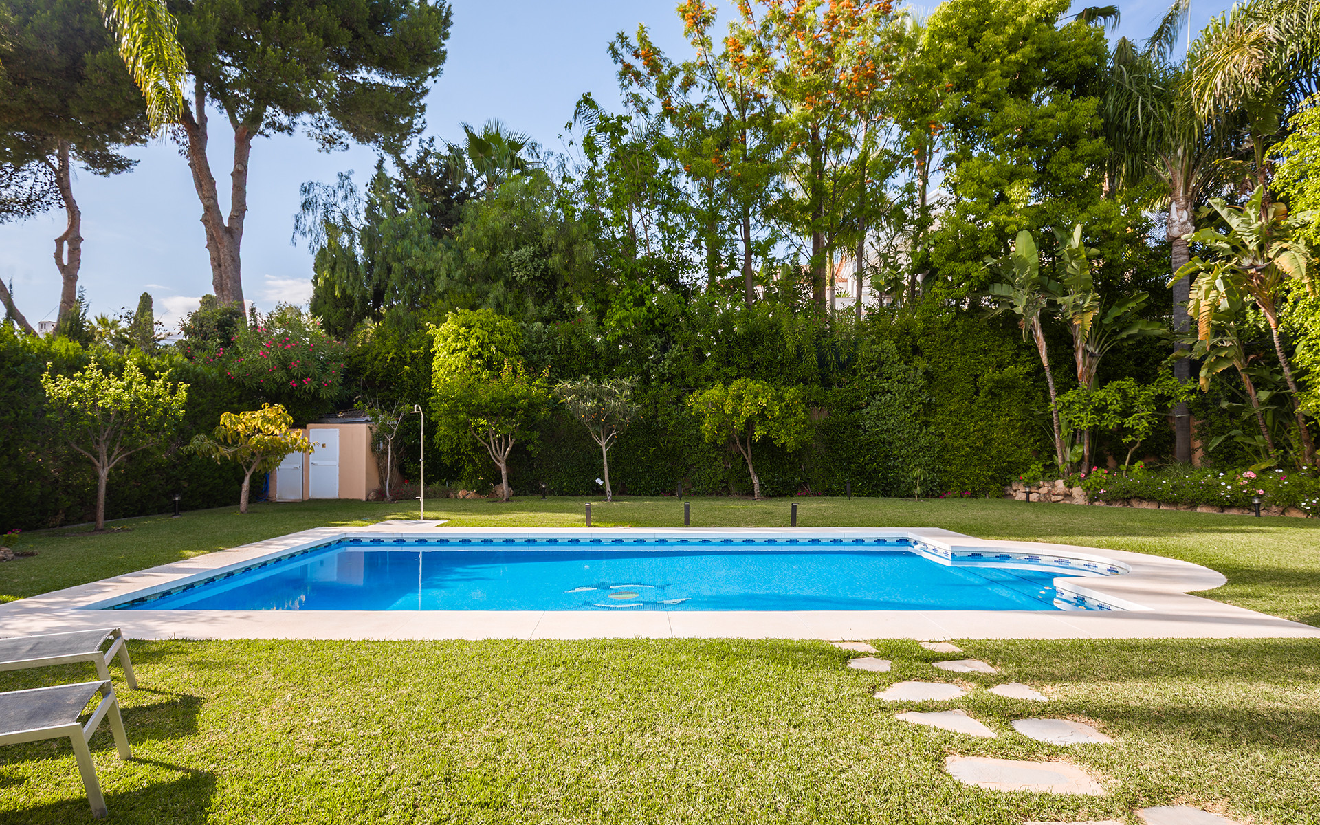 5 Bedroom Villa in Marbella - Photo 9