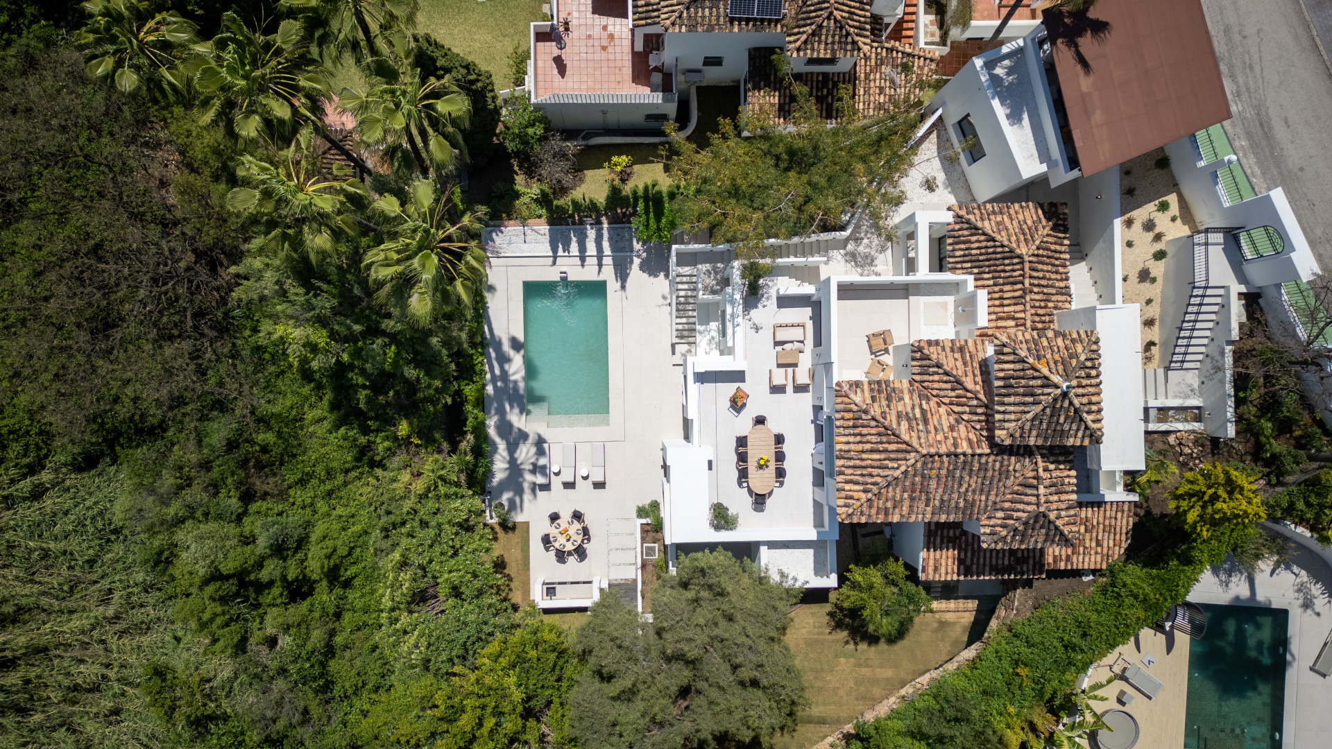 5 Bedroom Villa in Marbella - Photo 20