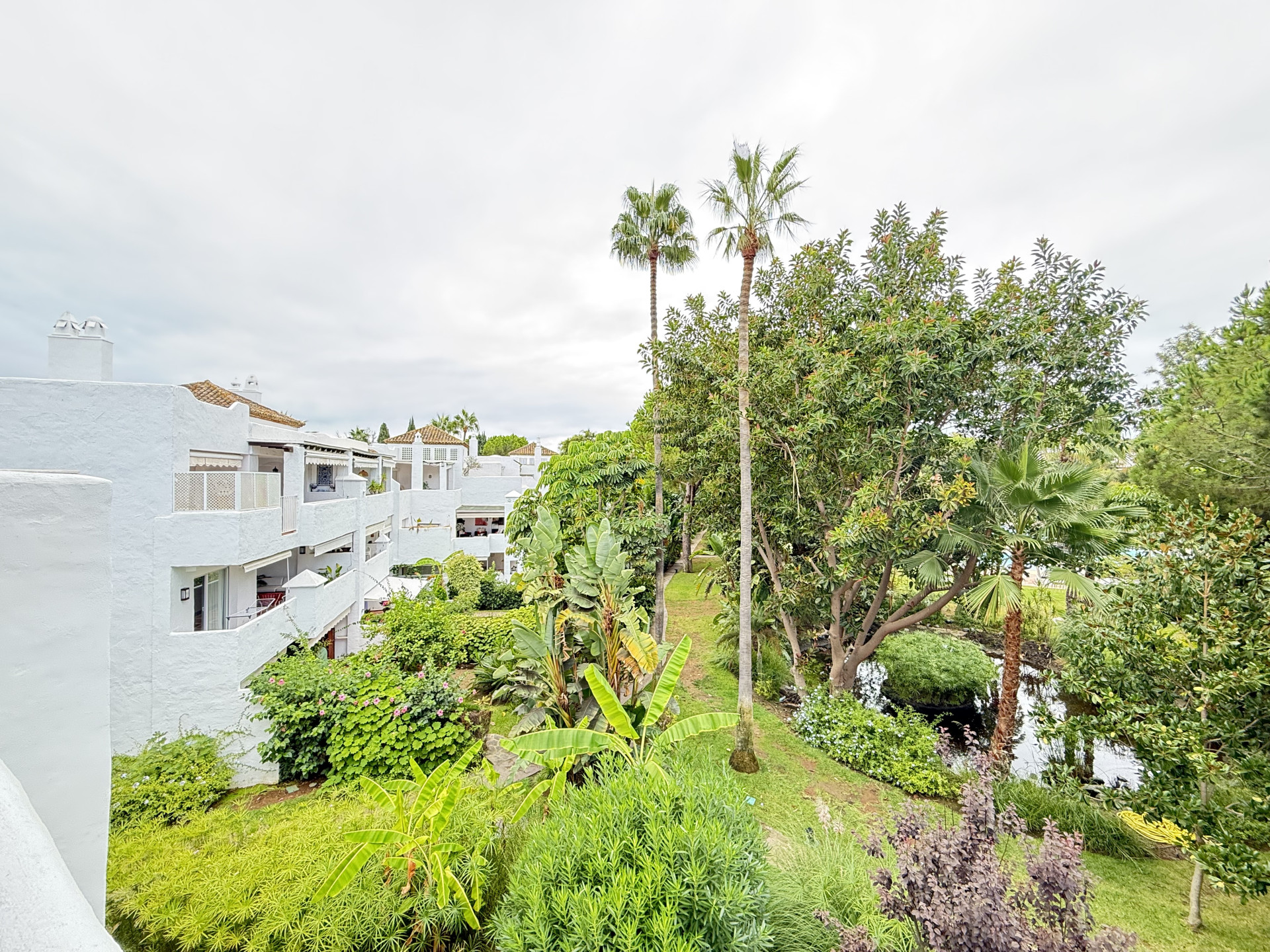 3 Bedroom Penthouse in San Pedro de Alcántara - Photo 45