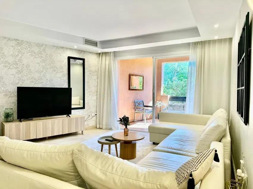 3 Bedroom Apartment in Marbella - Photo 12