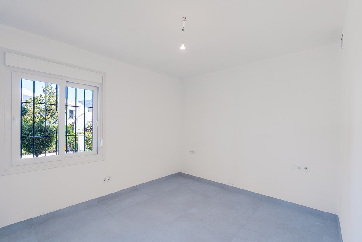 3 Bedroom Apartment in Marbella - Фото 28