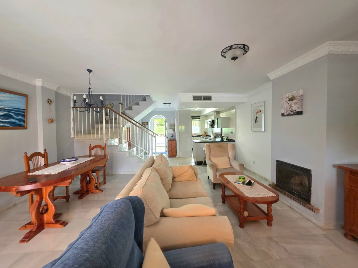 3 Bedroom Townhouse in Marbella - Foto 6