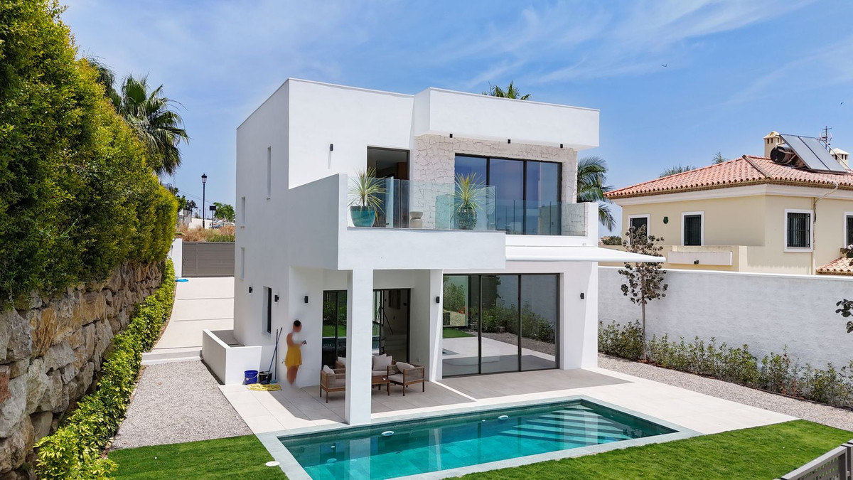 4 Bedroom Villa in Estepona