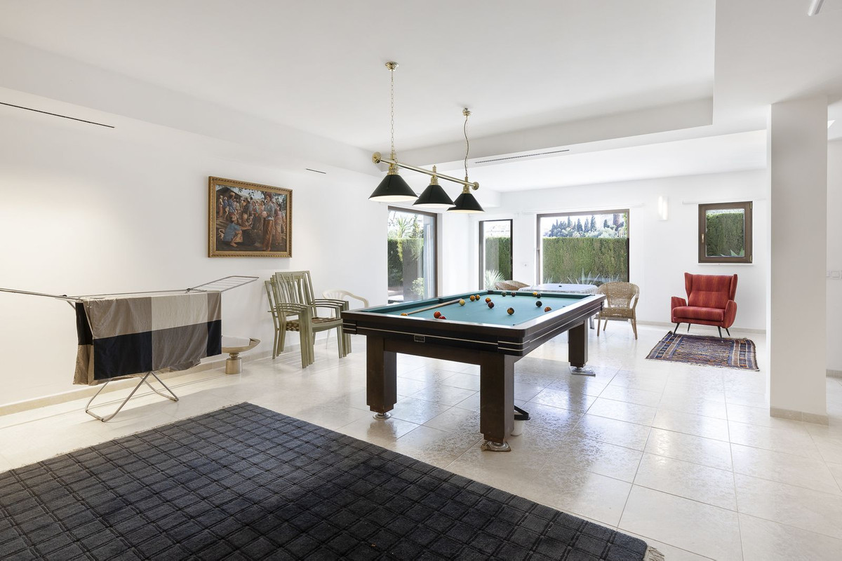 6 Bedroom Villa in Mijas - Photo 63
