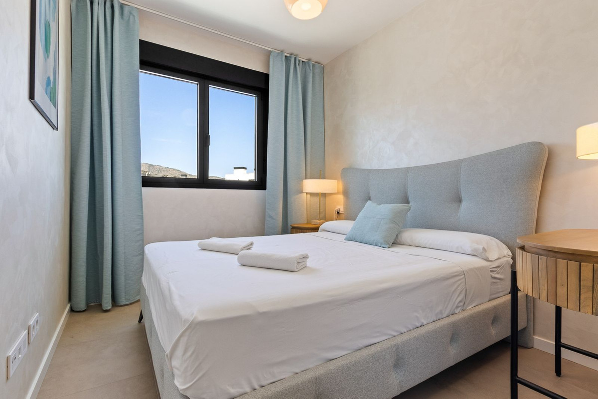1 Bedroom Apartment in Torremolinos - Photo 17