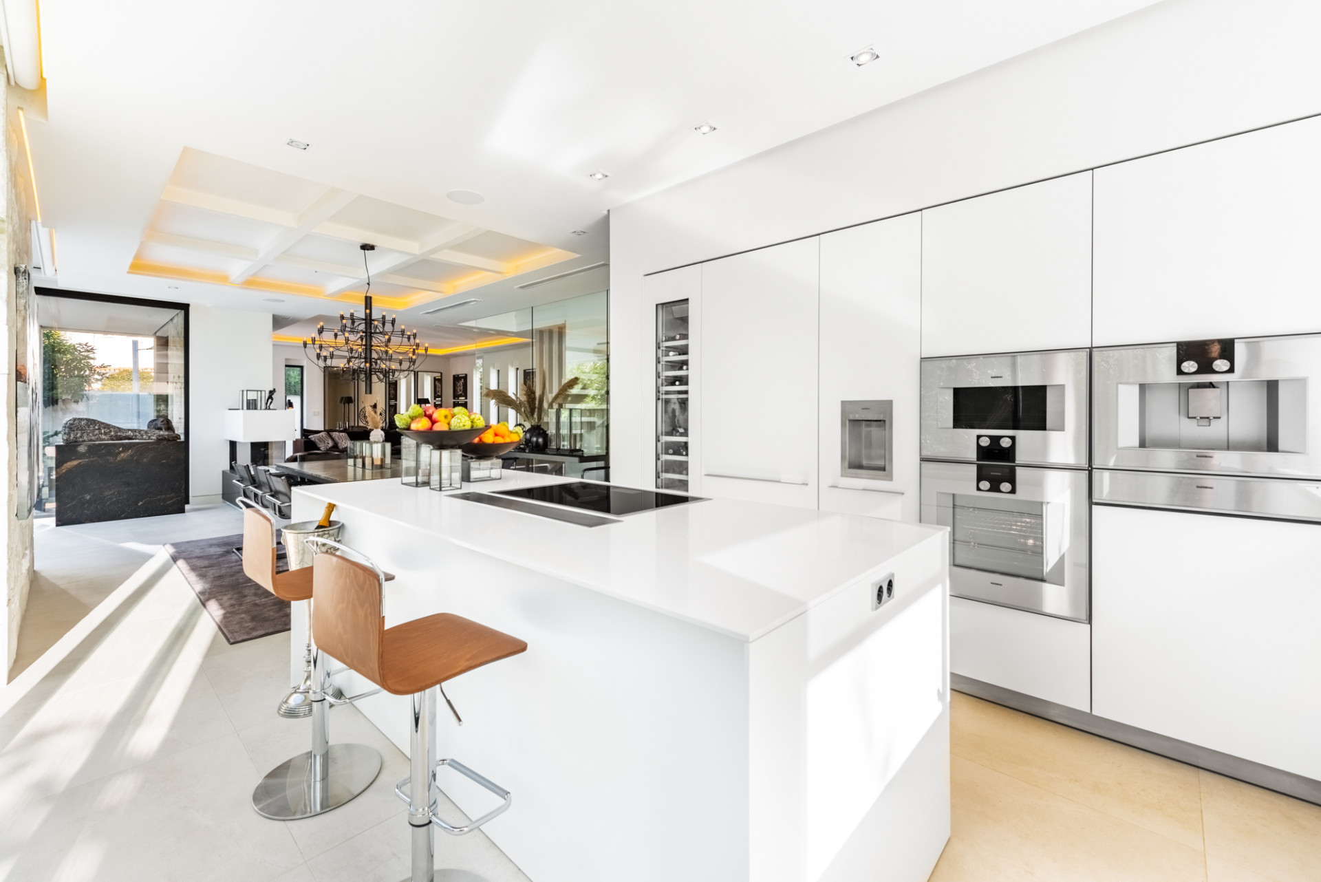 5 Bedroom Villa in Marbella - Photo 10