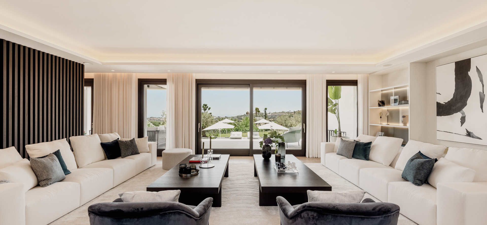 6 Bedroom Villa in Marbella - Photo 8