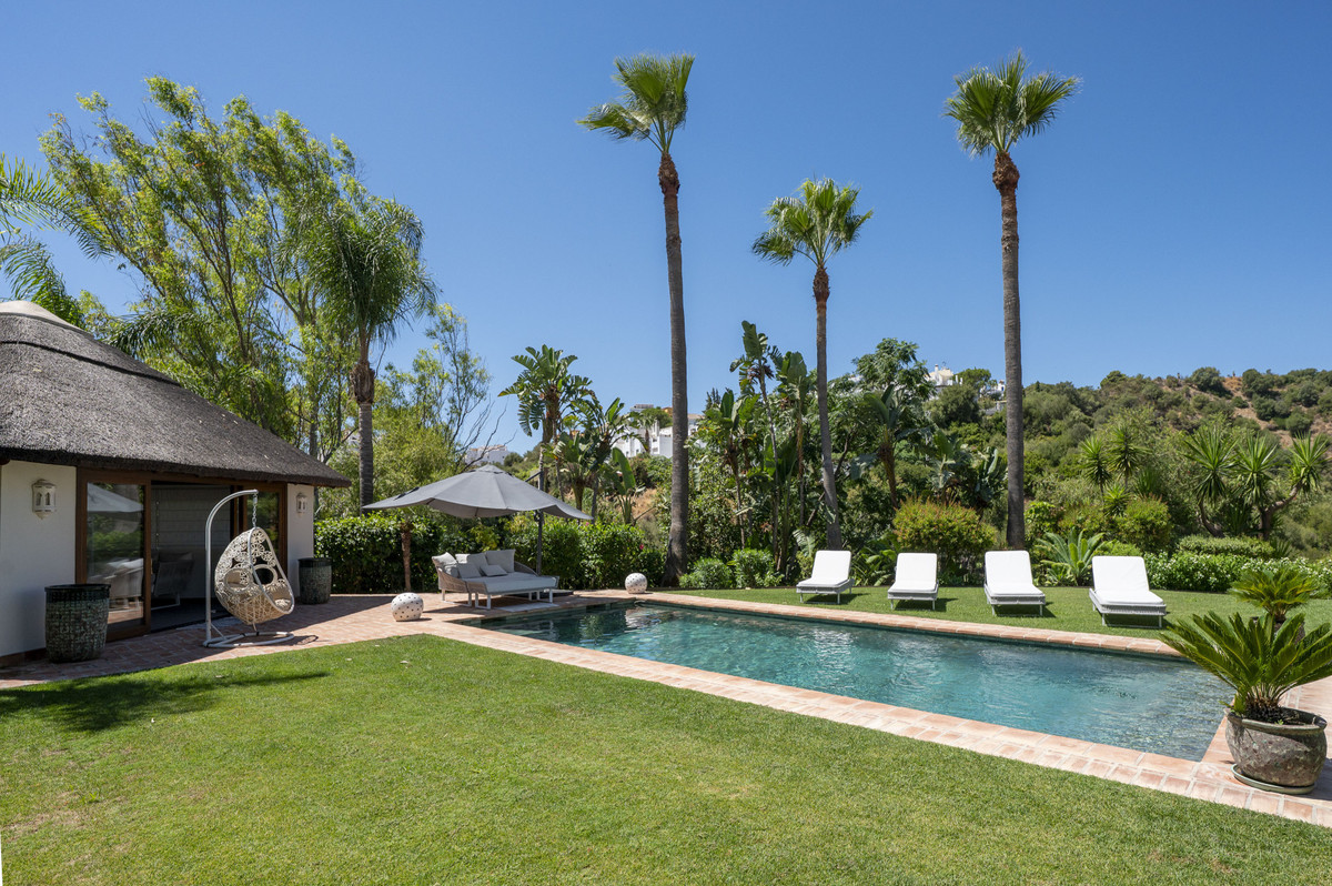 4 Bedroom Villa in Estepona - Foto 44
