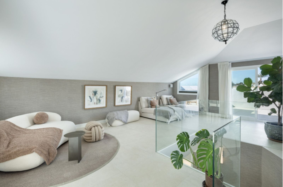 Apartamento com 5 quartos com piscina em Málaga, Espanha – Foto 9