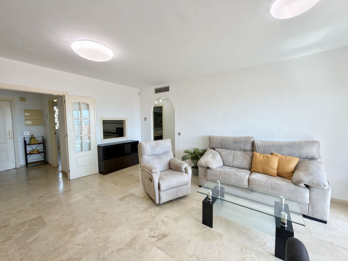3 Bedroom Penthouse in Mijas - Photo 7