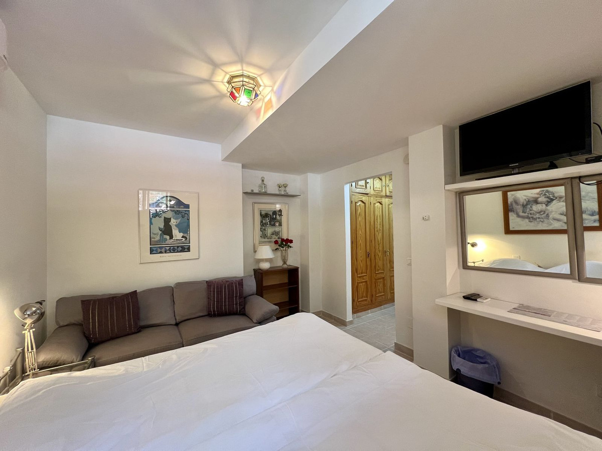 6 Bedroom Country house in Estepona - Foto 29