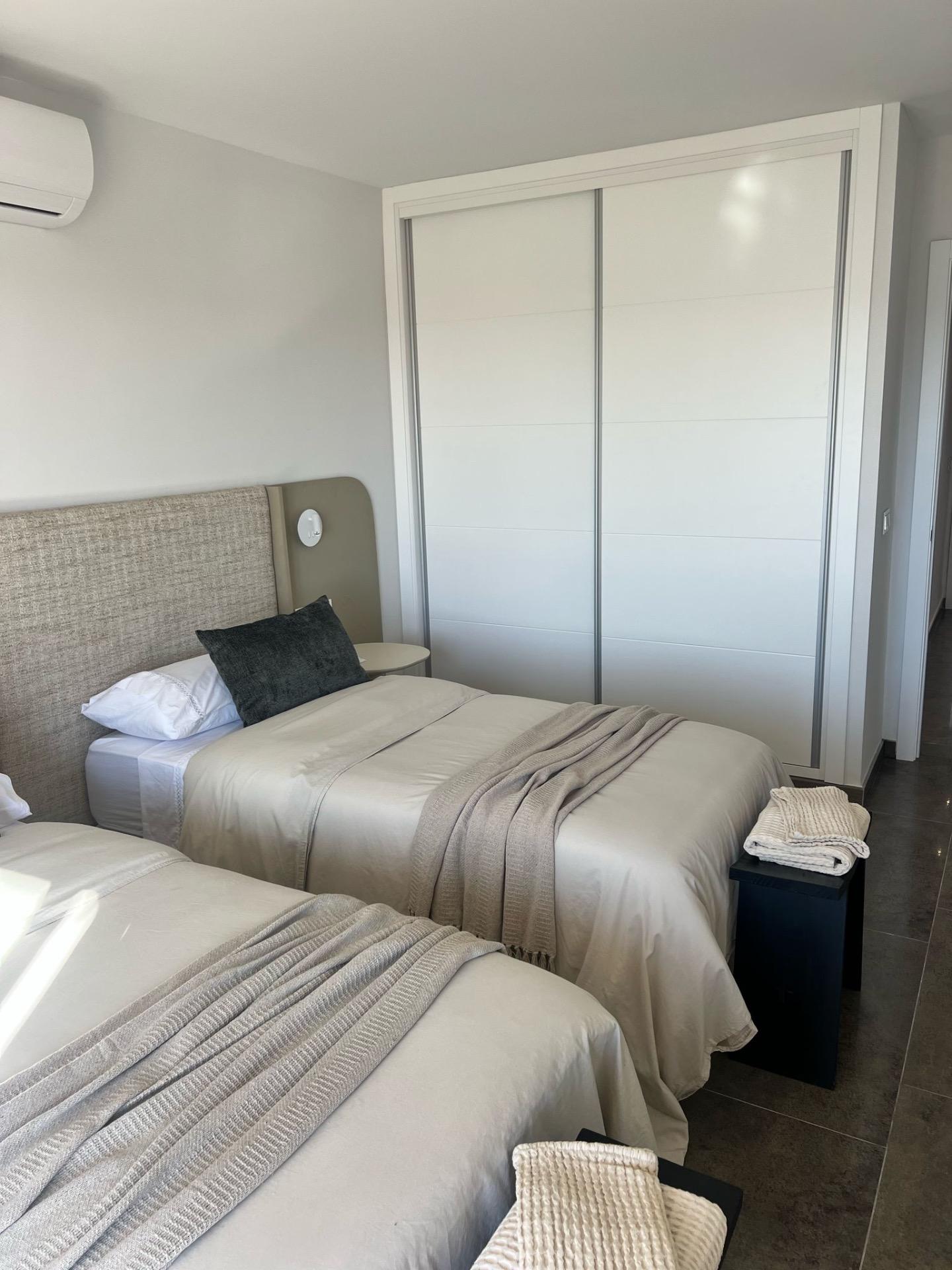 4 Bedroom Apartment in Fuengirola - Photo 17