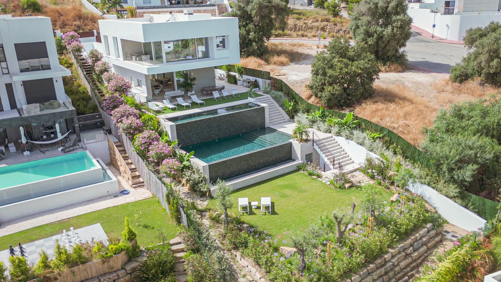 6 Bedroom Villa in Mijas - Photo 2