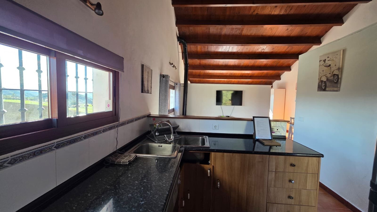 5 Bedroom Country house in Pizarra - Photo 15