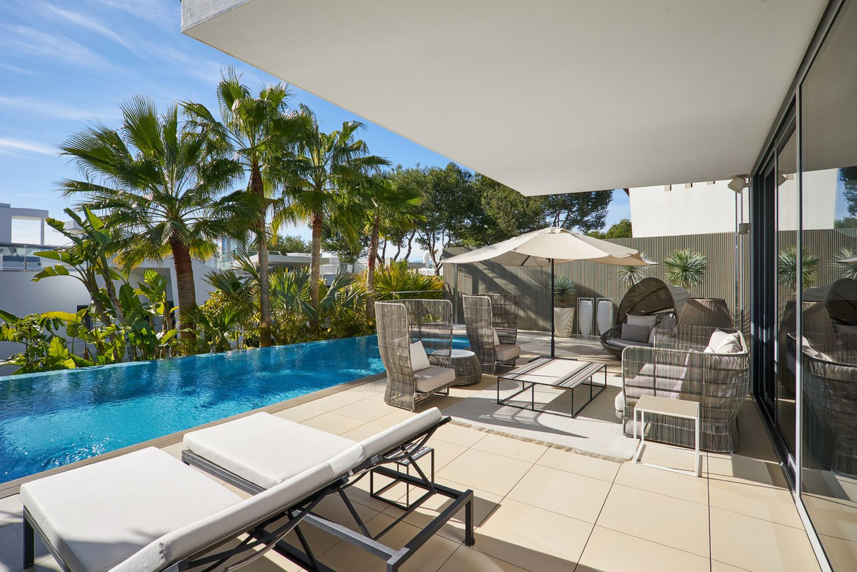4 Bedroom Villa in Marbella - Photo 3