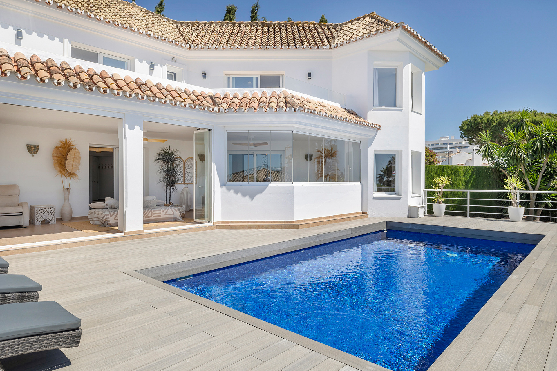 6 Bedroom Villa in Estepona