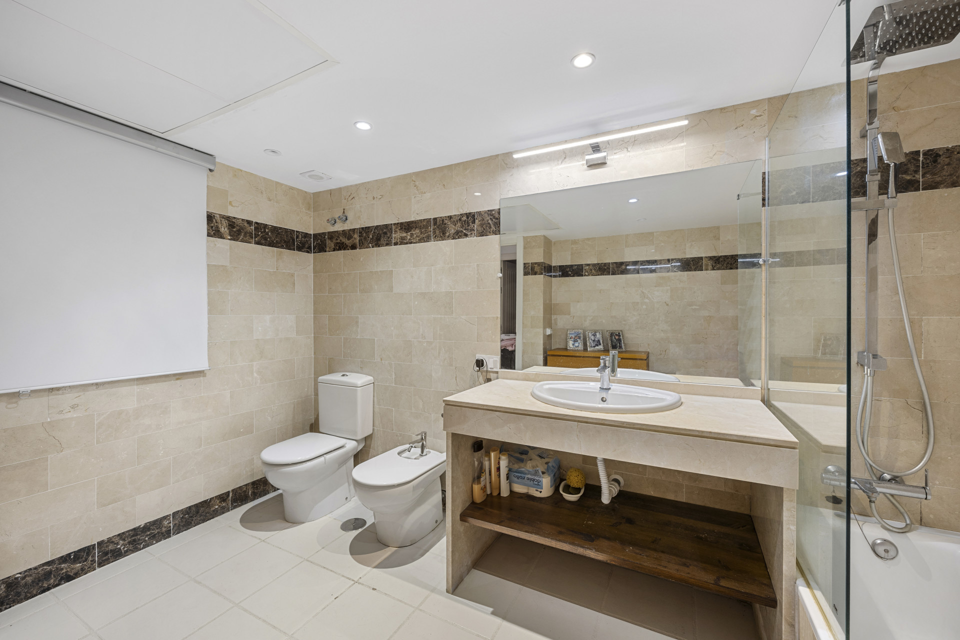 2 Bedroom Apartment in Benahavís - Foto 14