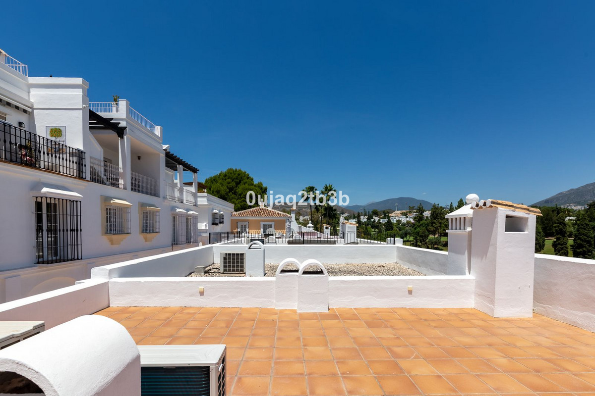 3 Bedroom Townhouse in Marbella - Photo 21