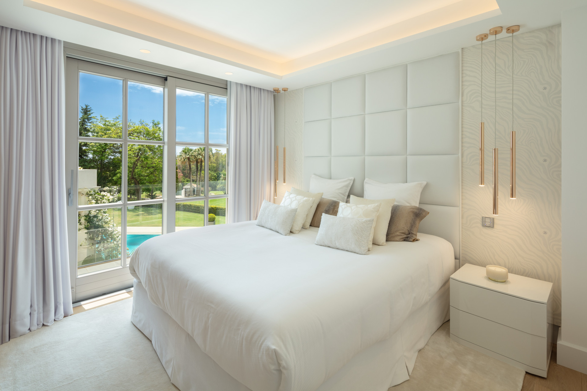 6 Bedroom Villa in Marbella - Photo 27