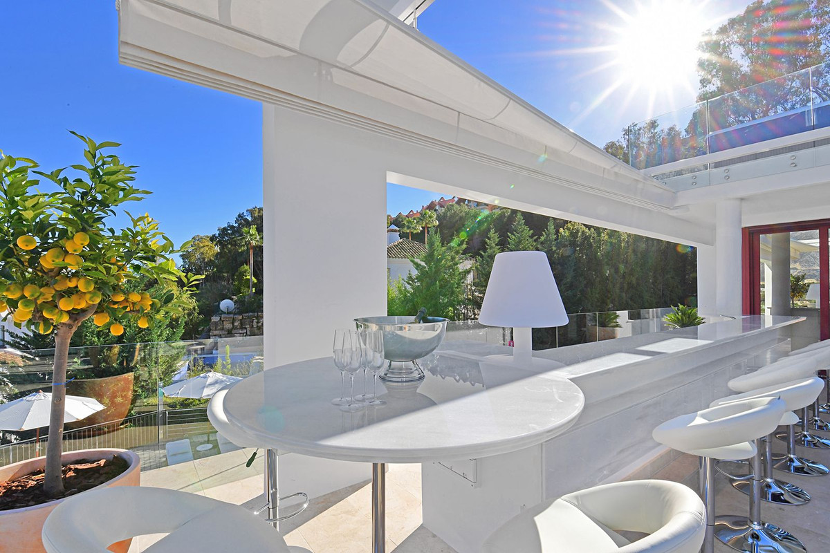 7 Bedroom Villa in Marbella - Photo 68