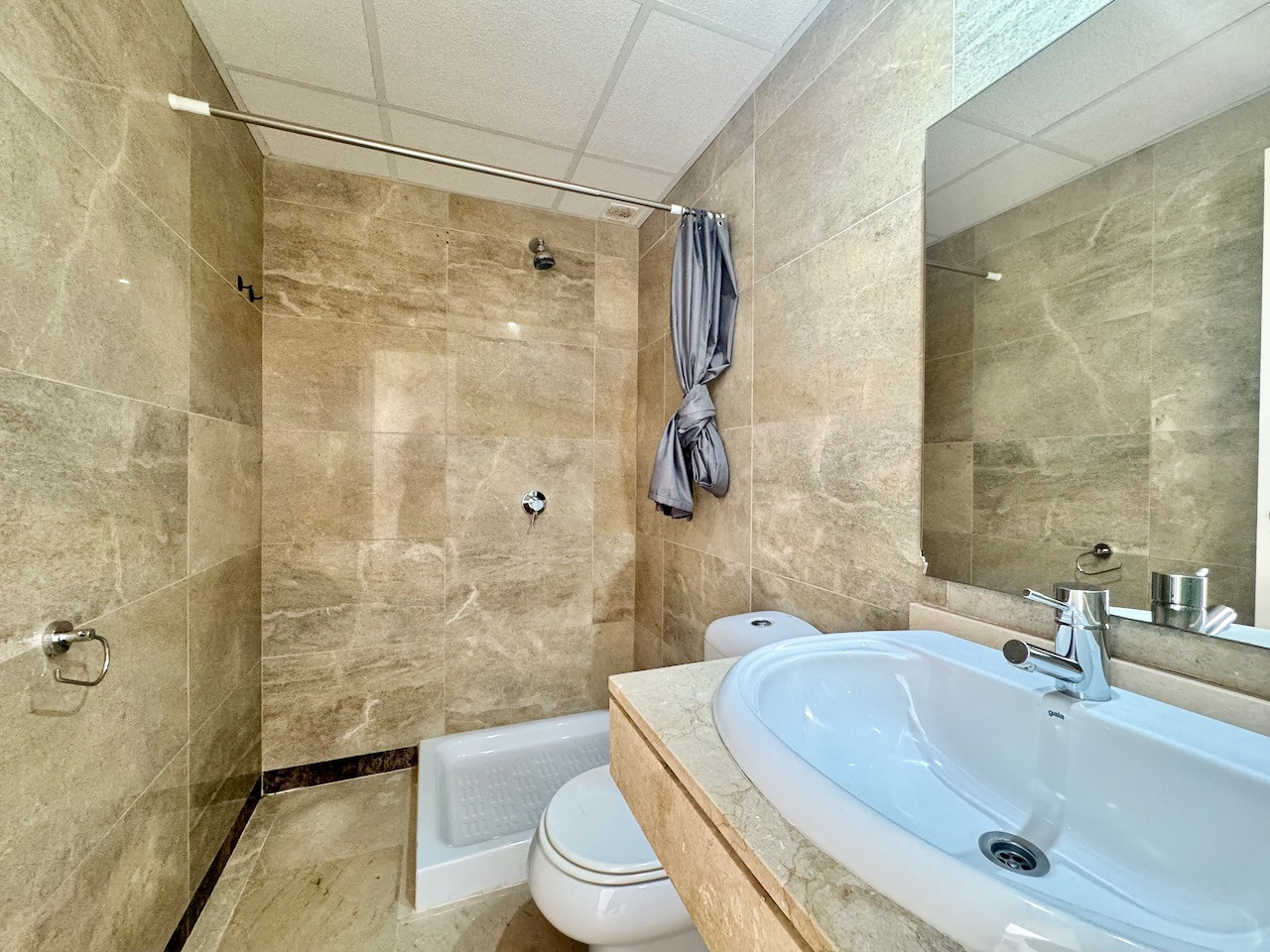 2 Bedroom Penthouse in La Duquesa - Photo 16