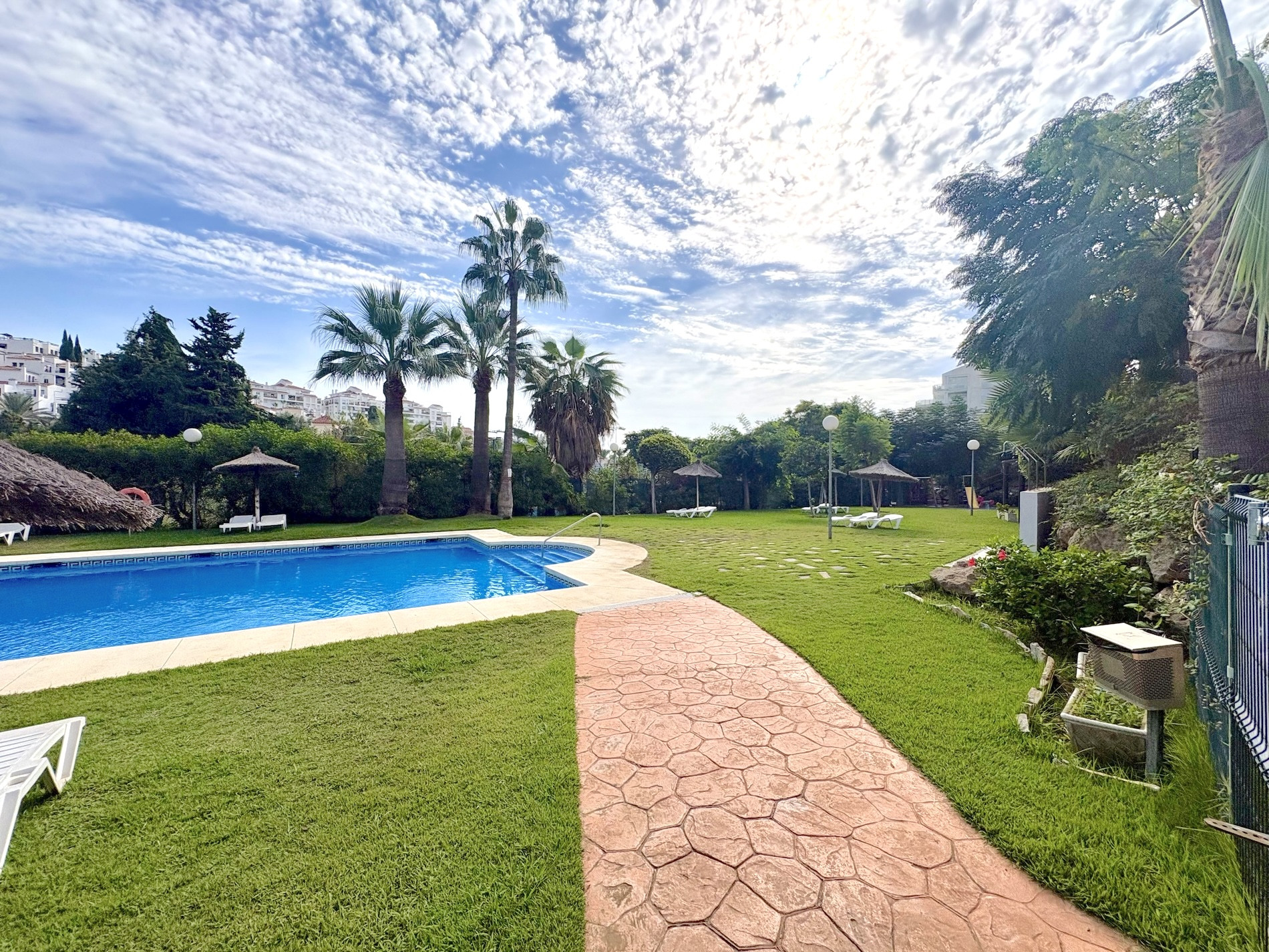 2 Bedroom Apartment in Benalmádena - Photo 15