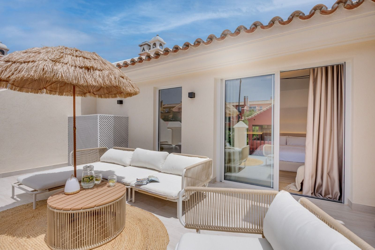 3 Bedroom Townhouse in Marbella - Photo 16