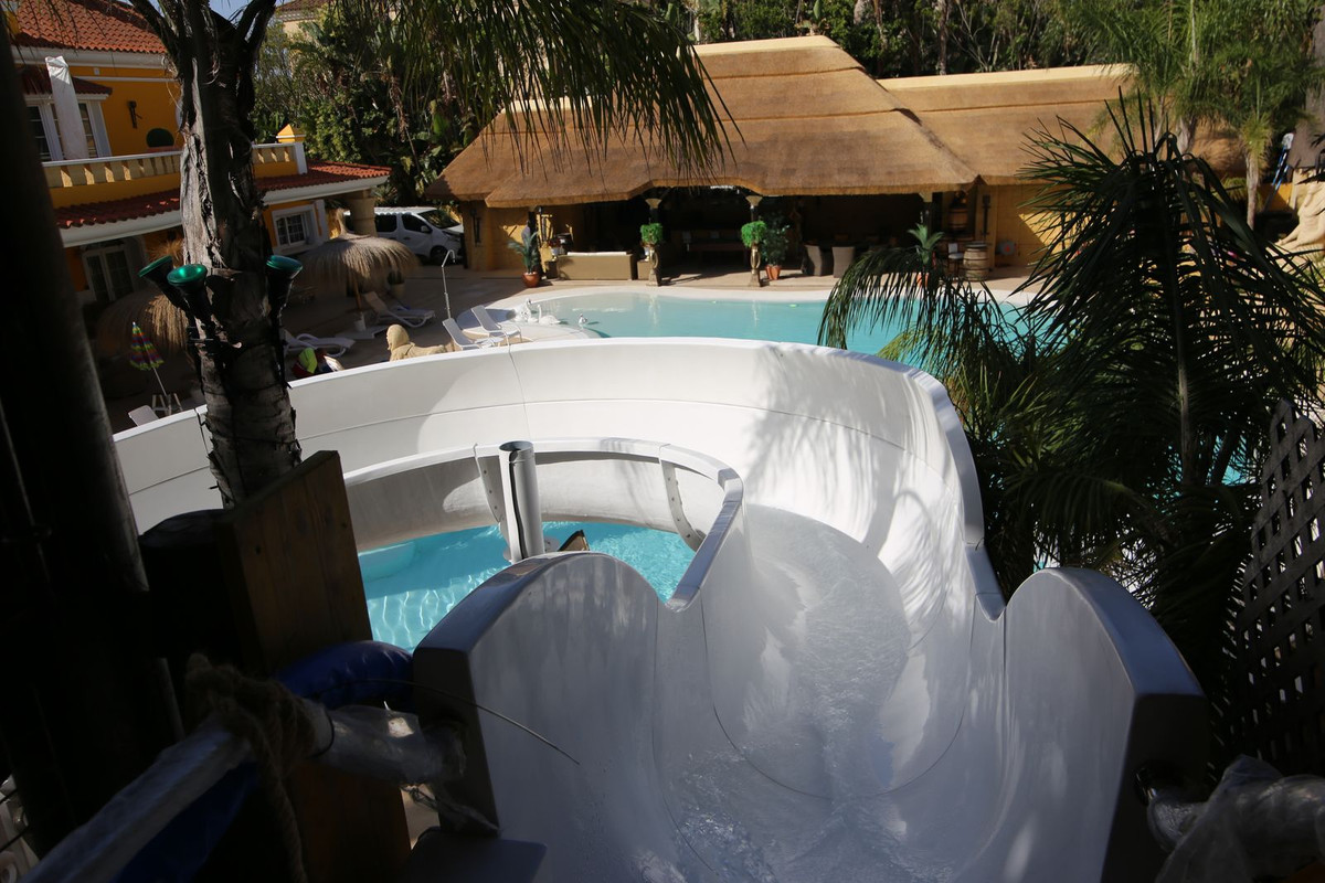 6 Bedroom Villa in Sotogrande - Photo 9