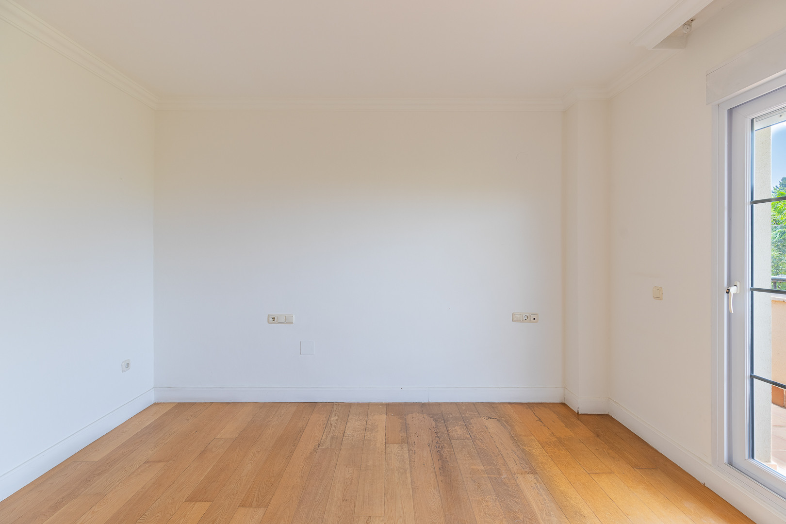 5 Bedroom Penthouse in Málaga - Photo 10