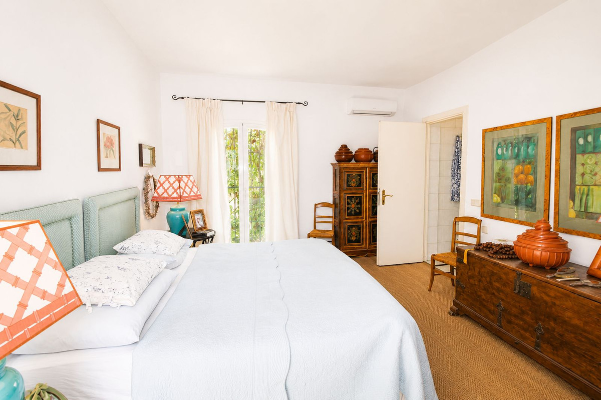 4 Bedroom Villa in Benahavís - Foto 46