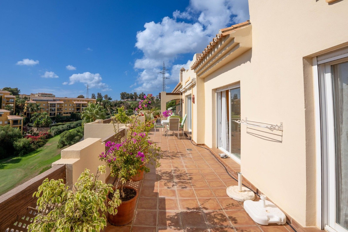 3 Bedroom Penthouse in Mijas - Photo 13
