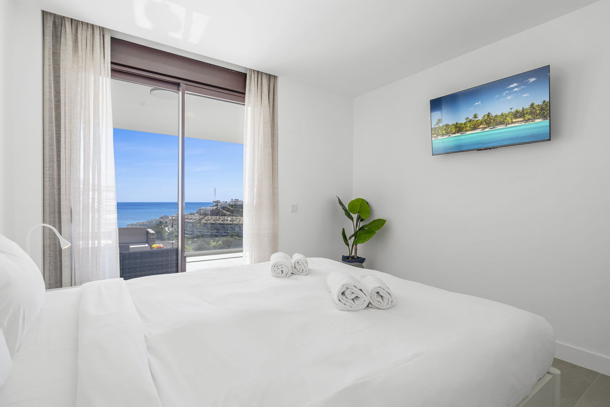 3 Bedroom Apartment in Fuengirola - Photo 27