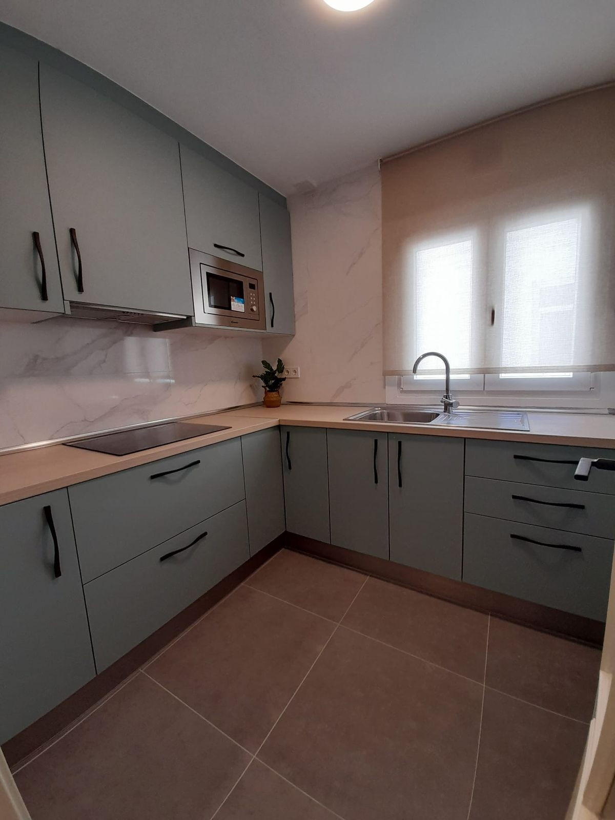 3 Bedroom Apartment in Málaga - Photo 10