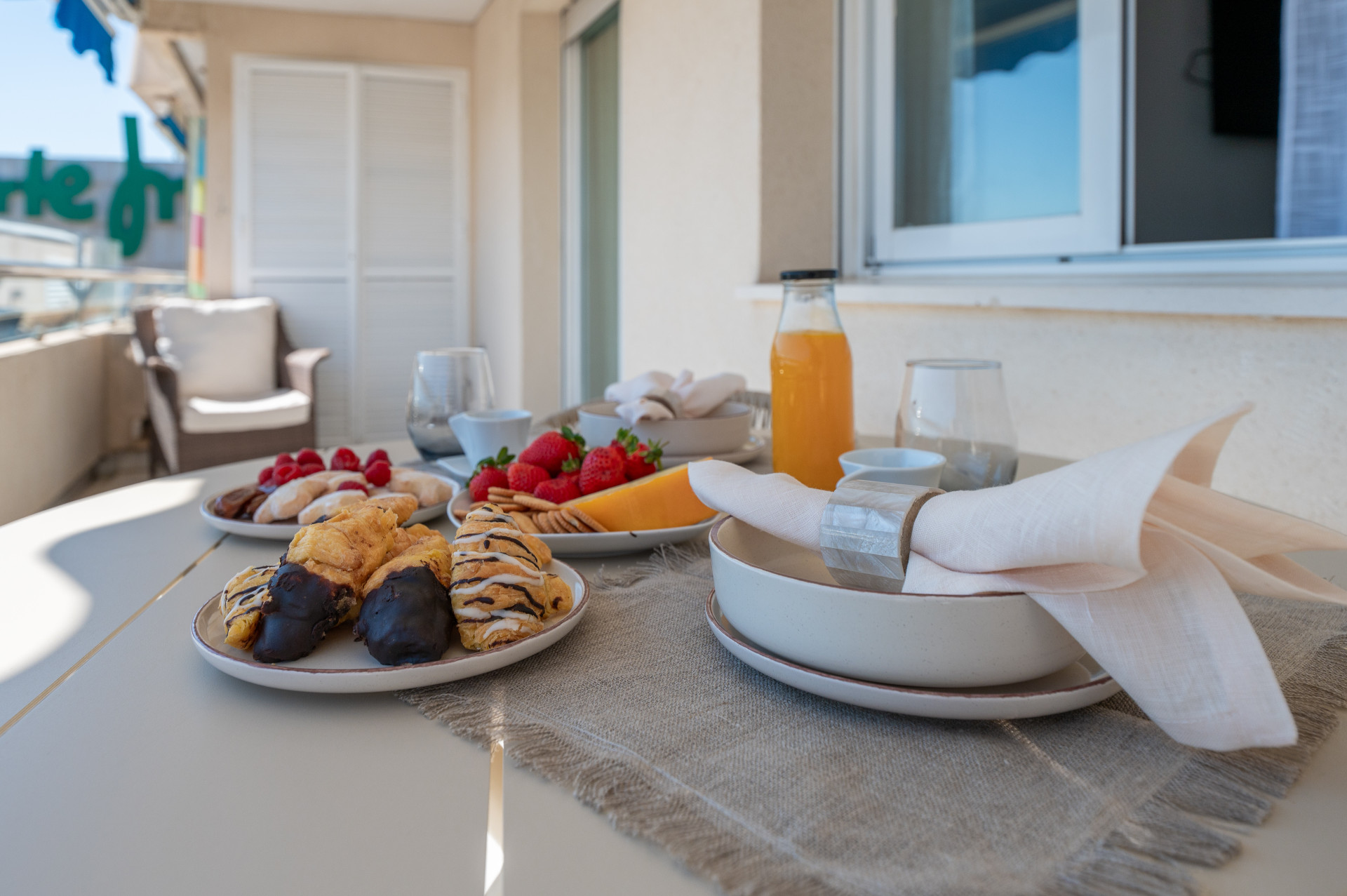 2 Bedroom Apartment in Marbella - Photo 23