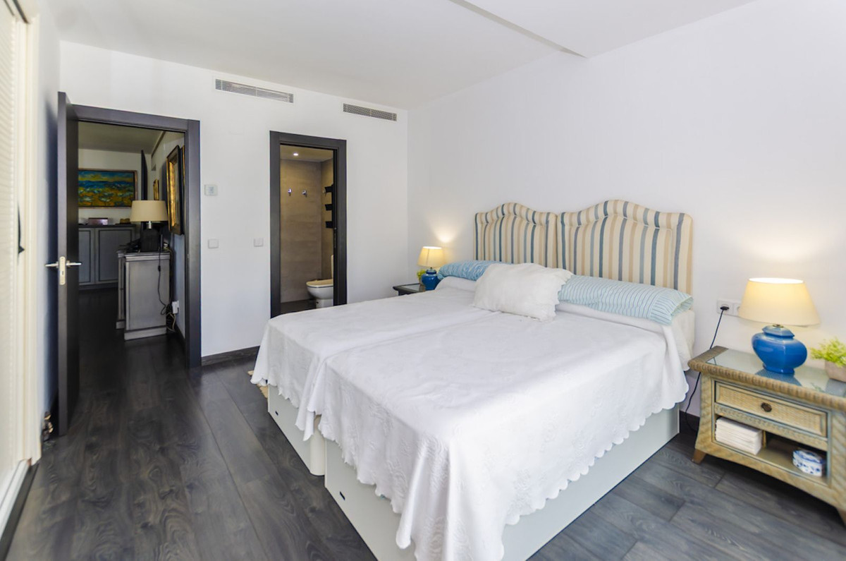 Apartamento com 3 quartos com piscina em Málaga, Espanha – Foto 14