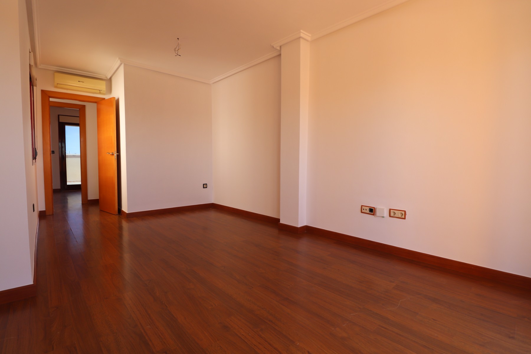 Apartamento com 2 quartos com piscina em Alicante, Espanha – Foto 6