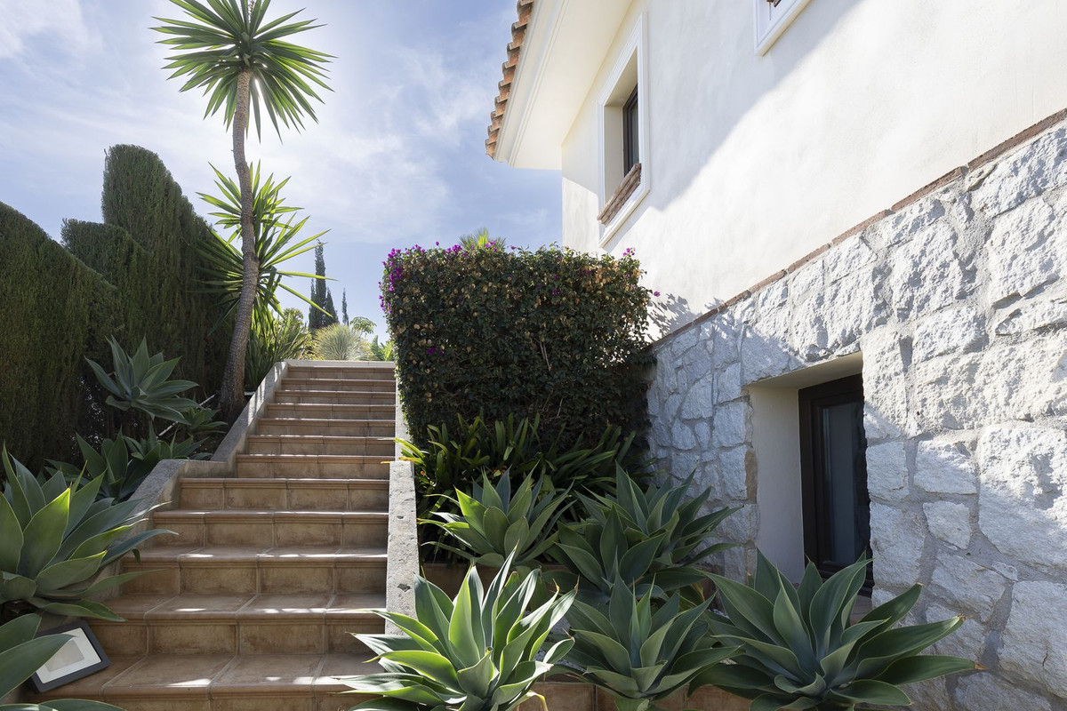 6 Bedroom Villa in Mijas - Photo 66