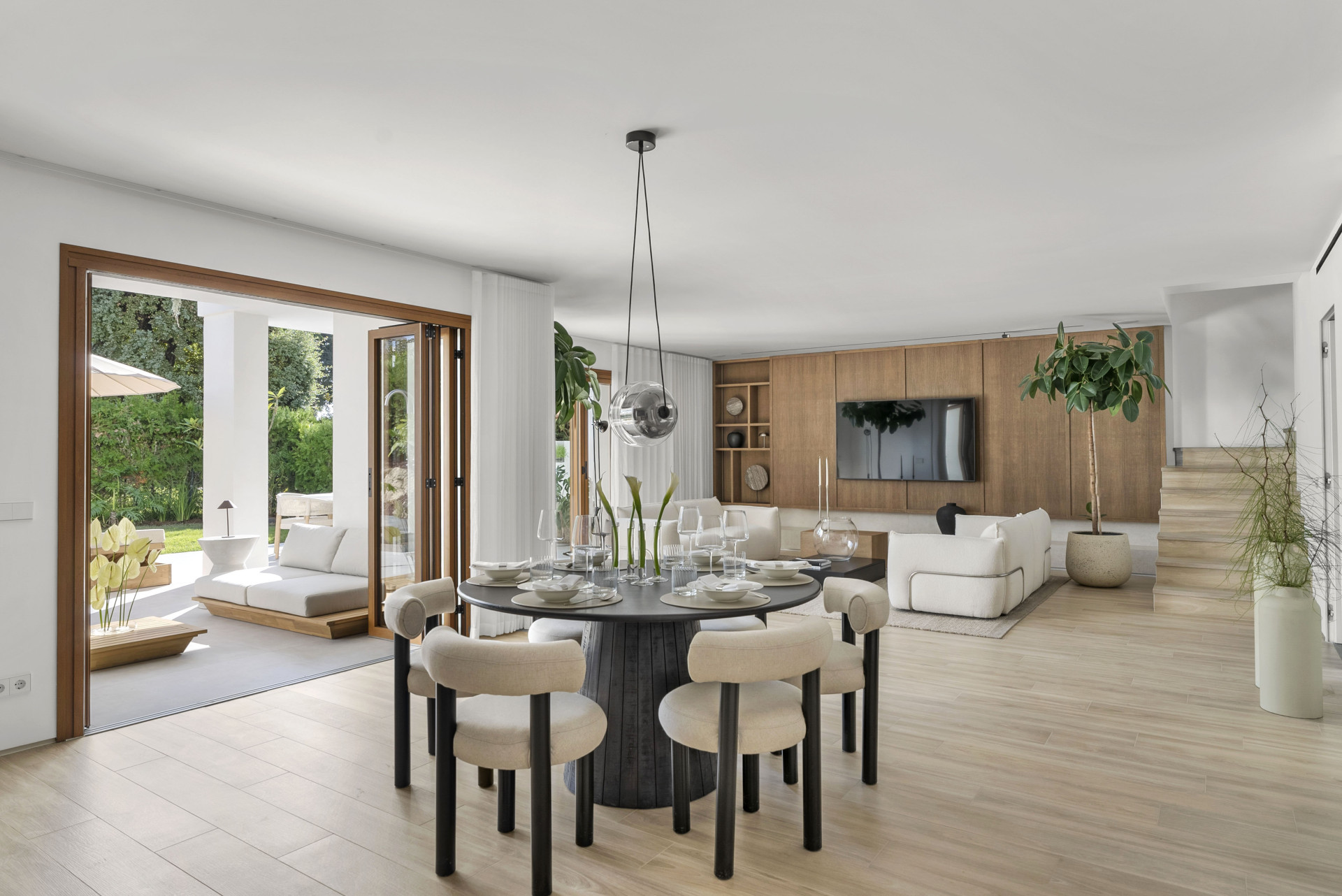 4 Bedroom Apartment in Marbella - Photo 9