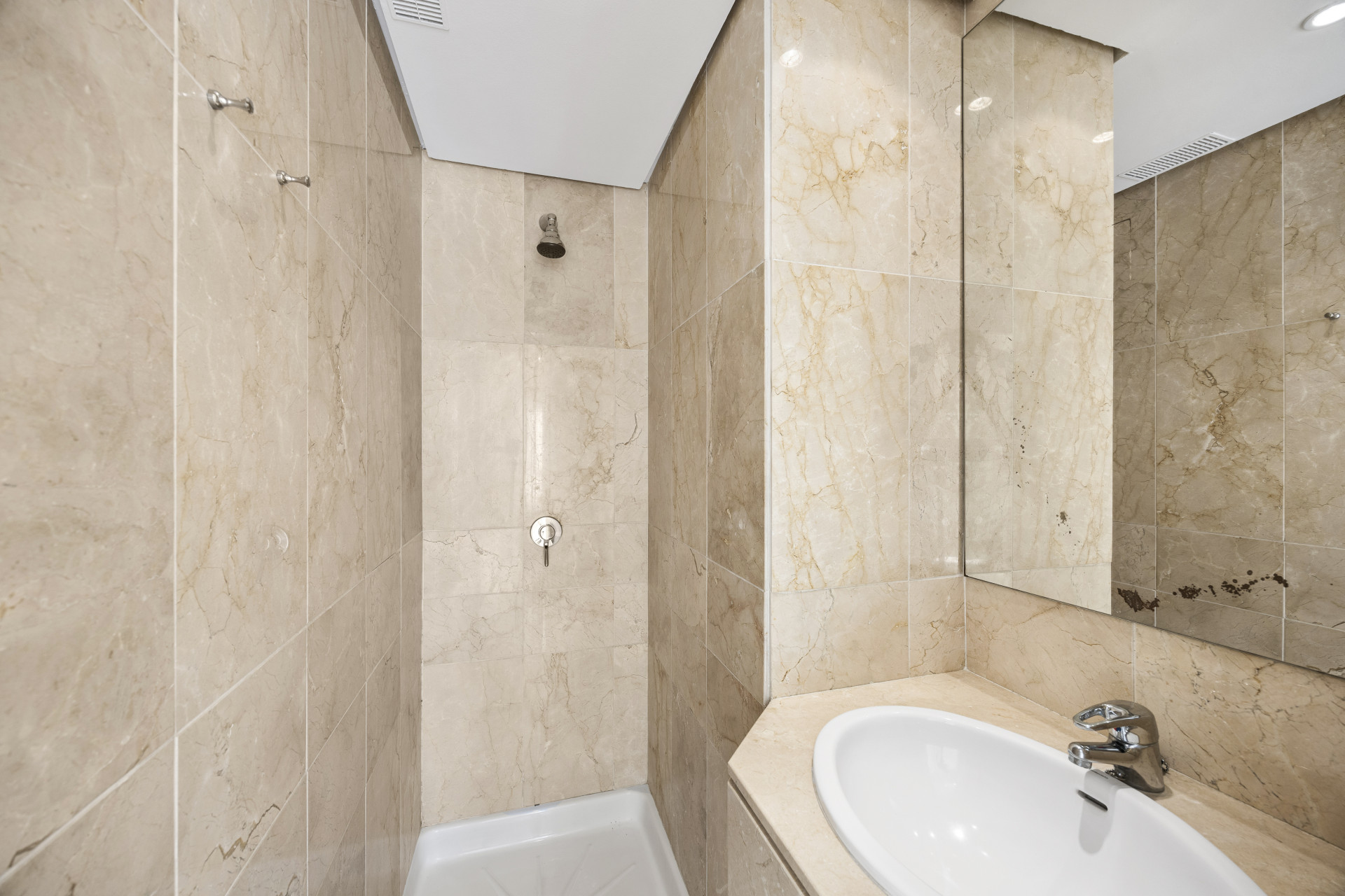 Apartamento com 2 quartos com vista mar em Málaga, Espanha – Foto 13