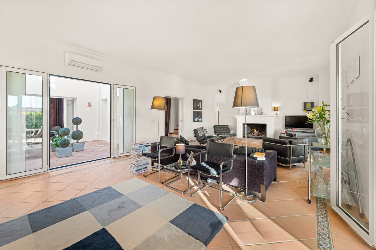 6 Bedroom Villa in Sotogrande - Photo 11