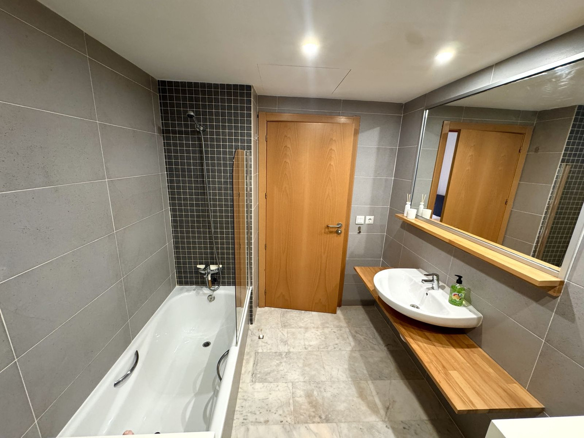 3 Bedroom Townhouse in Mijas - Photo 25