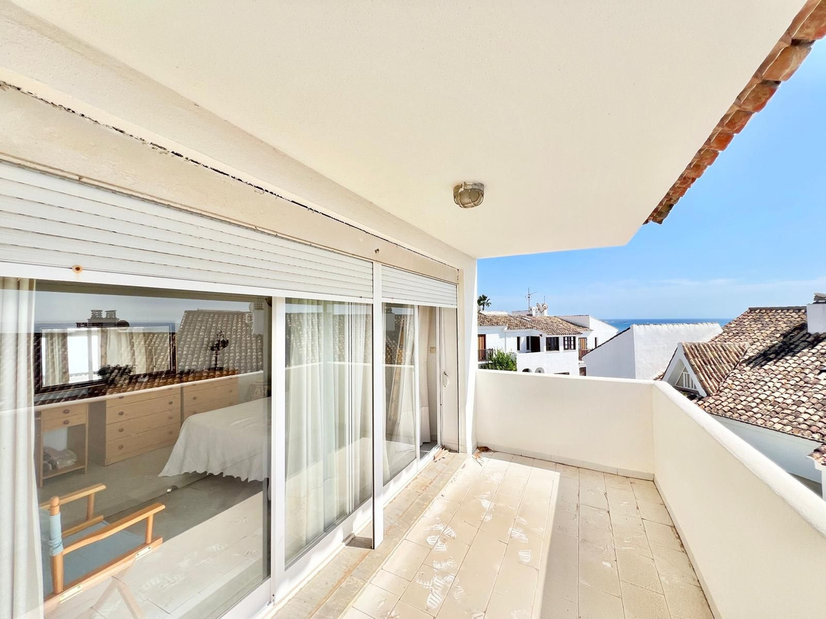 3 Bedroom Townhouse in Estepona - Foto 15