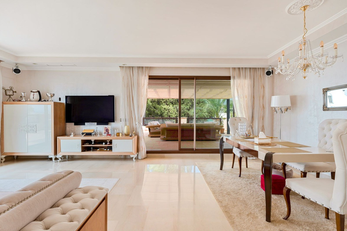 Apartamento com 2 quartos com piscina em Málaga, Espanha – Foto 1