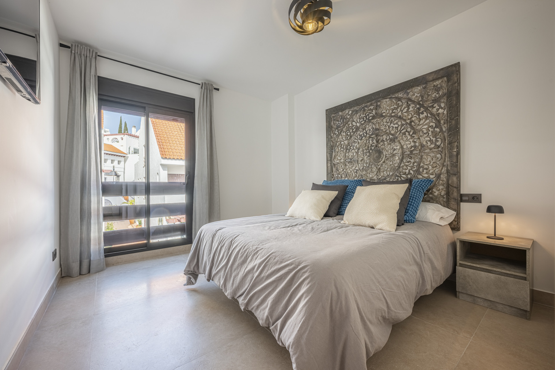 3 Bedroom Apartment in Marbella - Photo 14