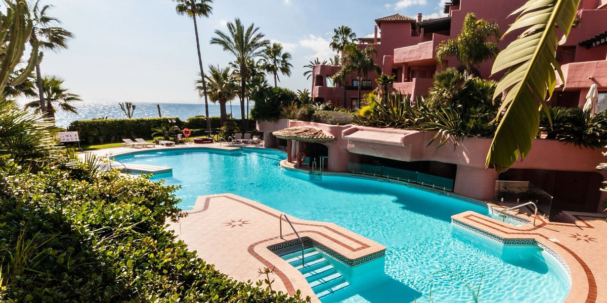 3 Bedroom Penthouse in Estepona - Фото 58