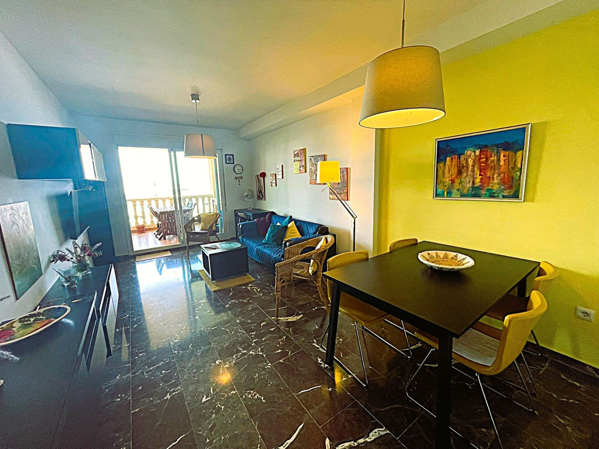 2 Bedroom Apartment in Fuengirola - Foto 7